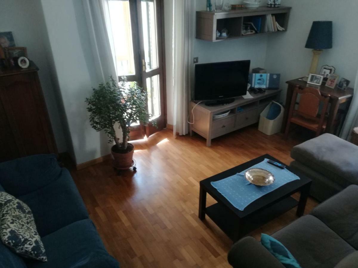 Dietro L'Angolo Sondrio Villa Exterior foto